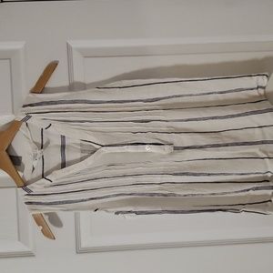 lightweight, sleeveless top